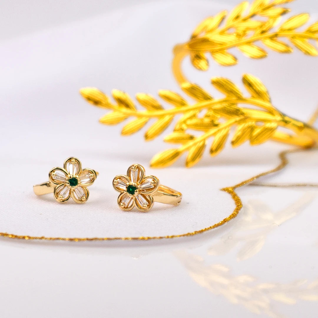 Aretes flor en oro laminado - Gisella